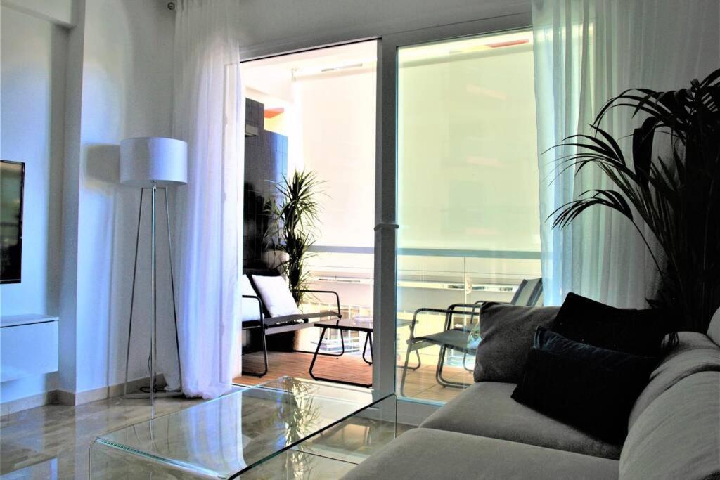 Apartamento Piccadilly Suite Torremolinos Ngoại thất bức ảnh